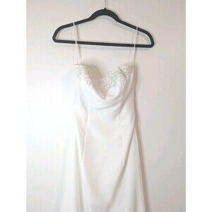 Bonny‎ Bridal Wedding Dress Style 563  Ivory Lace Size 2